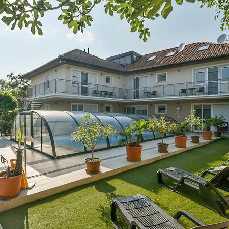 Happy Apartments Balatonlelle Exterior foto