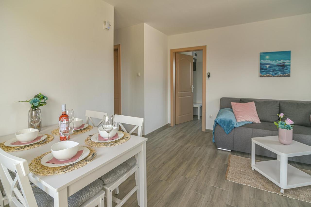 Happy Apartments Balatonlelle Exterior foto