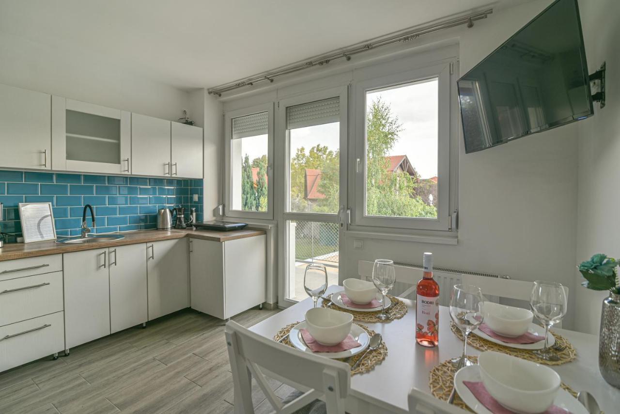 Happy Apartments Balatonlelle Exterior foto